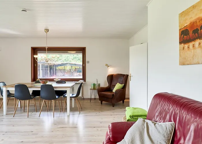 Lund36 * Husum (Schleswig-Holstein)