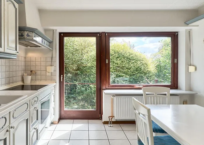 Lund36 * Husum (Schleswig-Holstein)